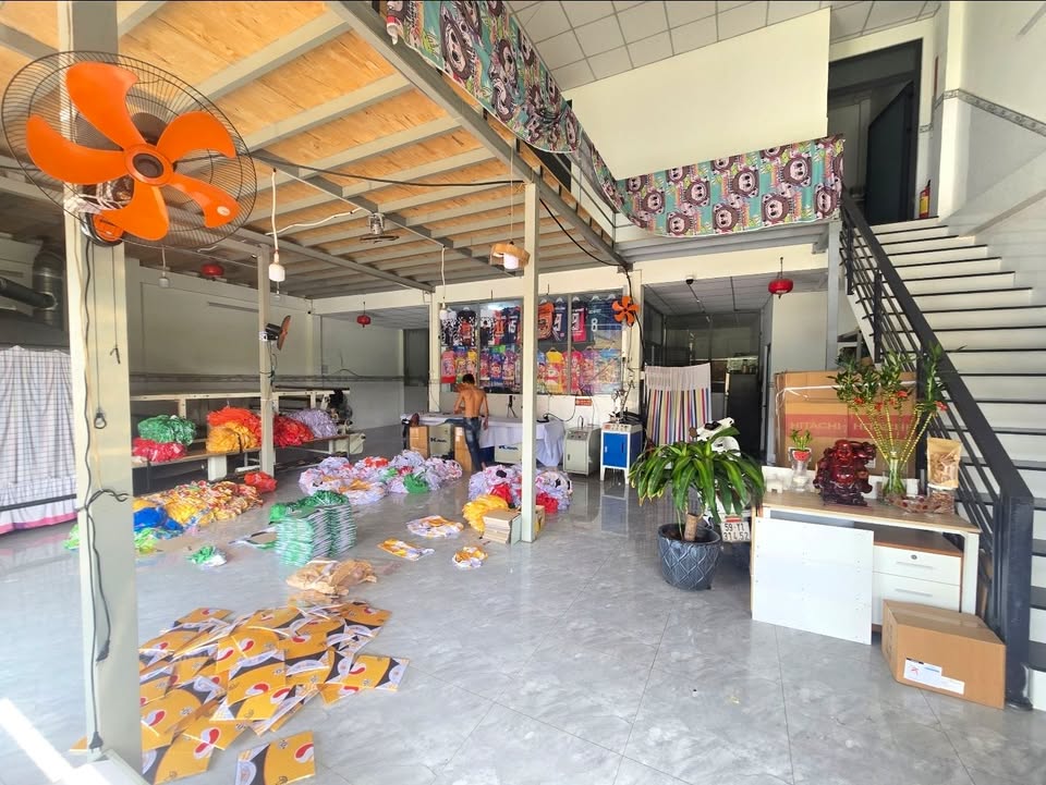 Kho xưởng cho thuê 400m² tại Trường Chinh - Gác lửng tiện ích, giá tốt!