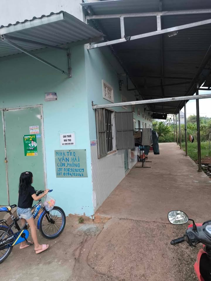 Phòng trọ cho thuê tại Đồng Xoài 20m² chỉ 1.2 triệu/tháng - Không gian rộng rãi, thoáng mát!