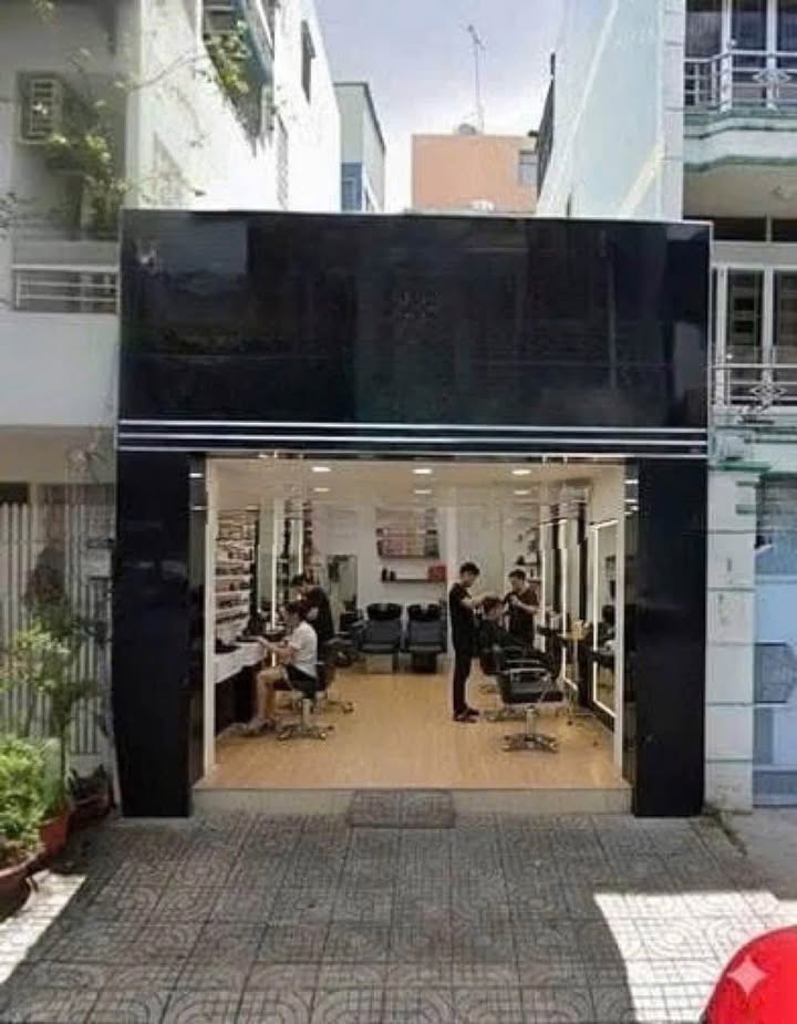 Nhà mặt tiền Hòa Hảo, Quận 10, 70m² - Kinh doanh đa dạng, giá thỏa thuận!