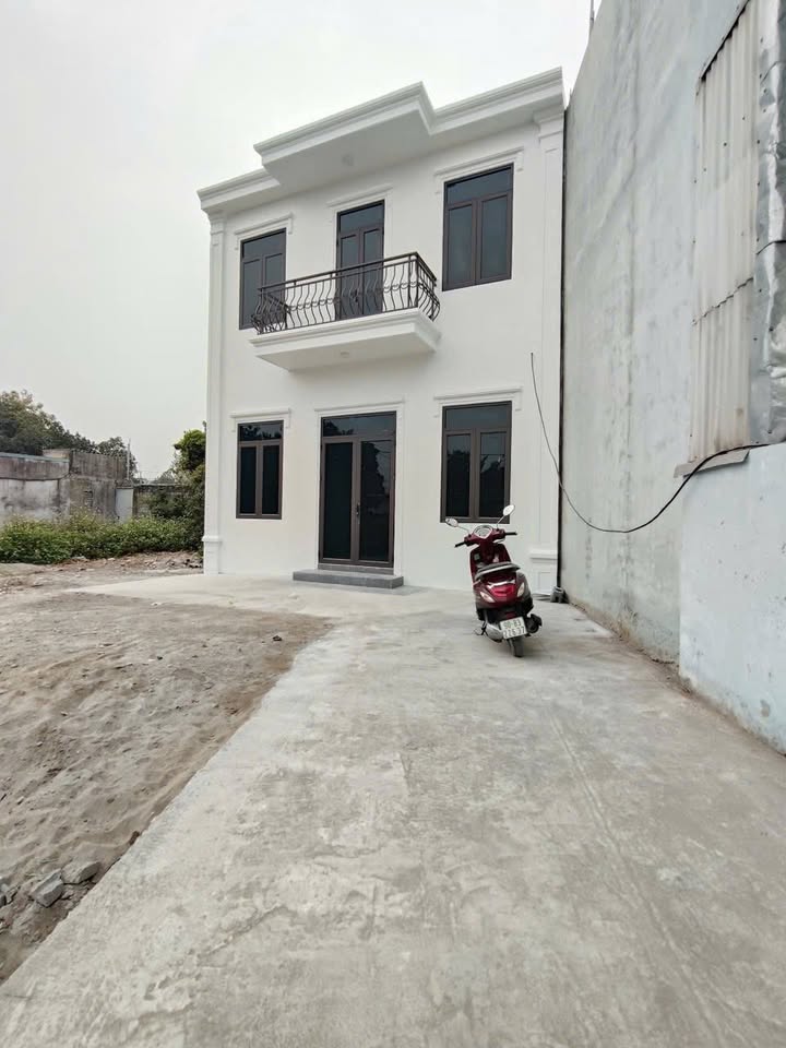 Nhà 2 tầng mới đẹp tại xã An Hoà, Bình Lục, 63m² chỉ 1.7 tỷ - Giá cực tốt!