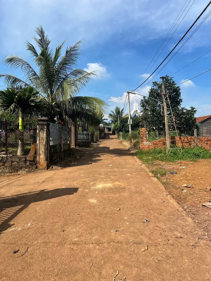 Đất thổ cư Đắk Hà Đắk Sắk 300m² giá chỉ 130 triệu - Cơ hội đầu tư tuyệt vời!