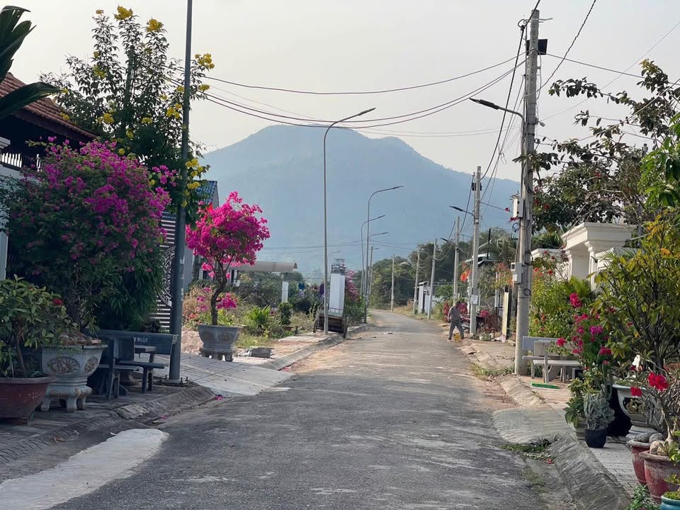 Đất nền Hòa Long, Bà Rịa 150m² giá 1.8 tỷ - Đầu tư sinh lời ngay!