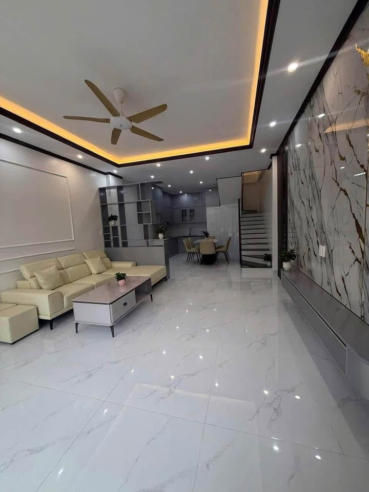 Bán nhà 4 tầng Trần Đăng Ninh 50m² giá 2.8 tỷ - Gần mặt đường, ô tô vào tận nơi!