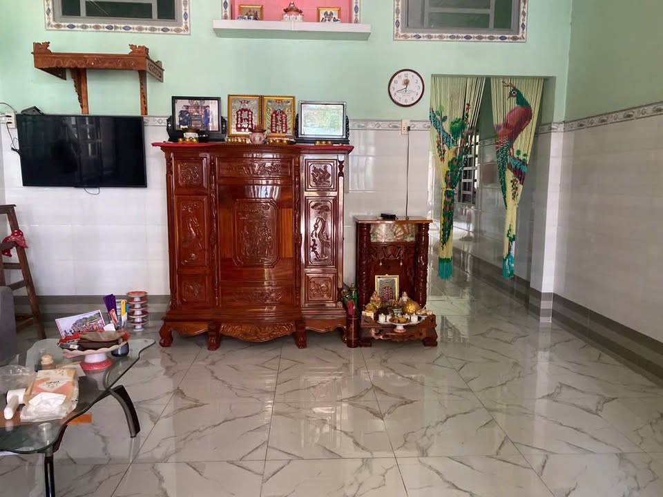 Nhà Phước Hiệp, Củ Chi 254m² giá 2 tỷ - Mặt tiền nhựa thông, dân cư đông đúc!