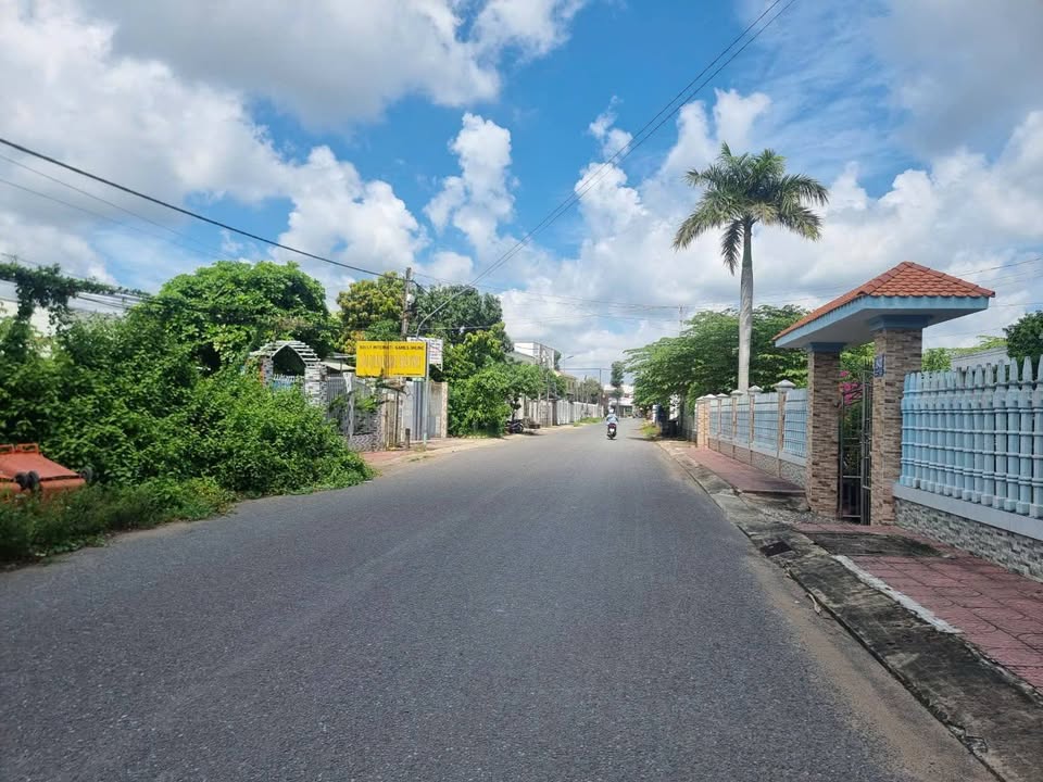 Đất mặt tiền Lưu Hữu Phước, Trà Vinh 1095m² giá 6.7 tỷ - Sổ hồng công chứng ngay!