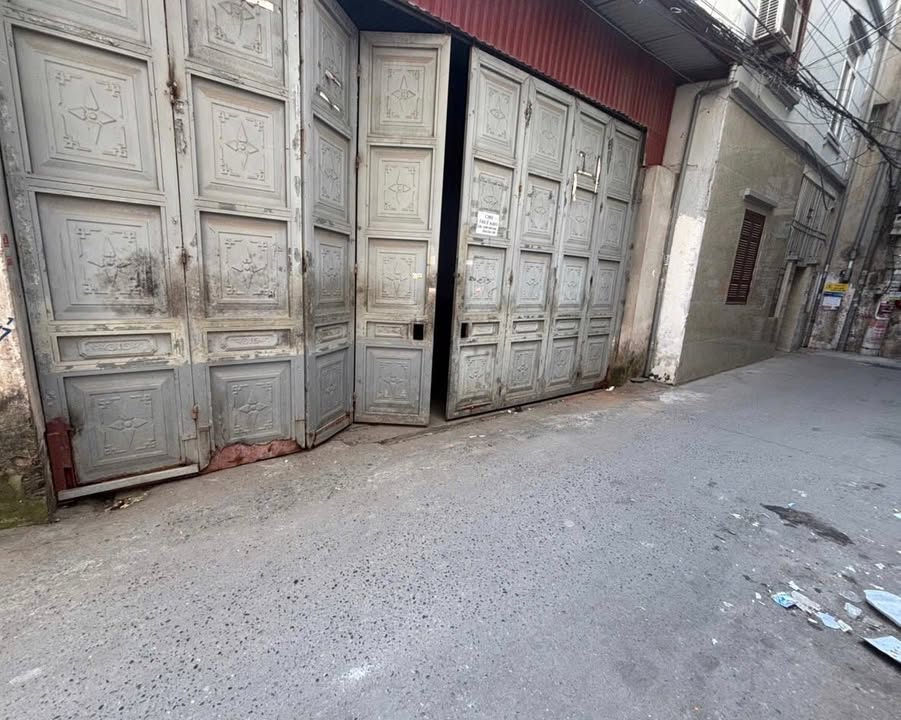 Đất nền Lĩnh Nam 160m² giá 40 tỷ - Mặt ngõ kinh doanh, ô tô tránh!