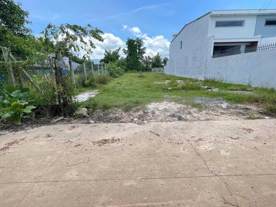 Đất Hẻm Lô 2 Cầy Xiêng, Tây Ninh 336m² giá 600 triệu - Cơ hội đầu tư tuyệt vời!