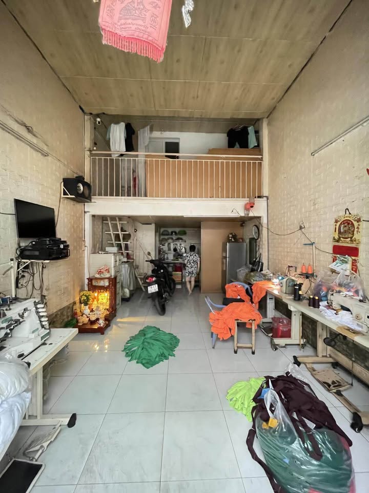 Nhà riêng Bình Tân 36m² giá 3.7 tỷ - Sát chợ 26 tháng 3, kinh doanh thuận lợi!