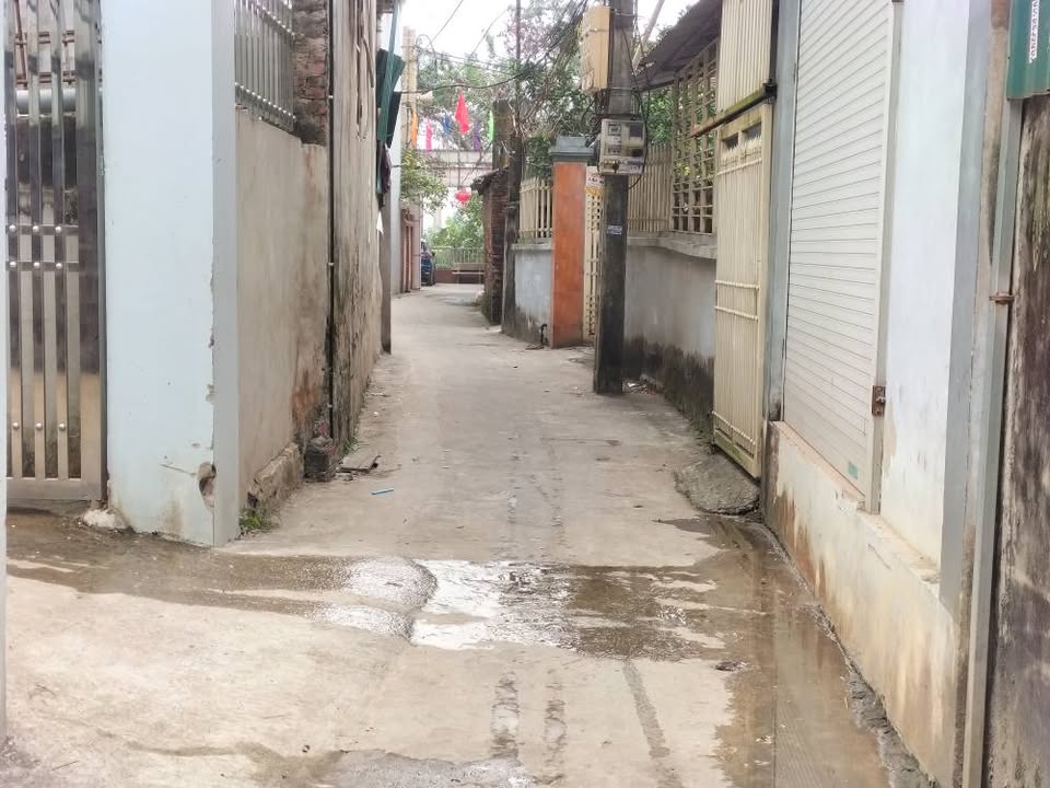 Nhà 4 tầng Thường Tín 40m² giá thỏa thuận - Thiết kế hiện đại, mặt tiền rộng!