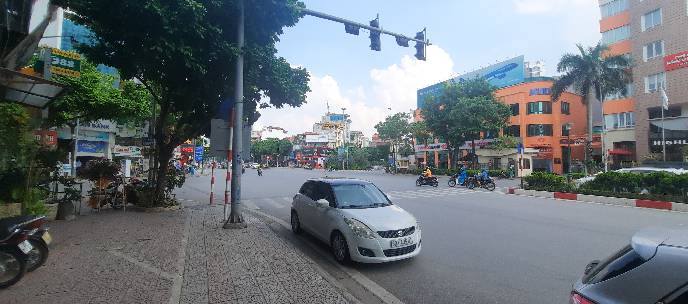 Mảnh đất FrontHouse Nguyễn Sơn Long Biên 156m² giá 42.12 tỷ - Sổ đỏ chính chủ, đầu tư sinh lời!