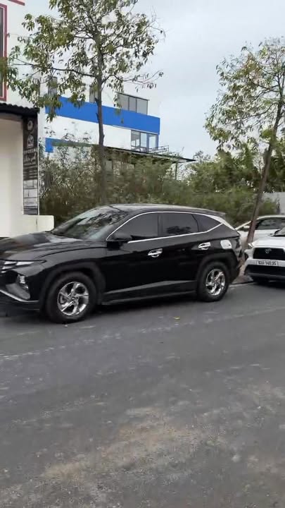 Nhà cho thuê khu đô thị Nam Đăk Bla 240m² - Mặt bằng kinh doanh 2 tầng rộng rãi!