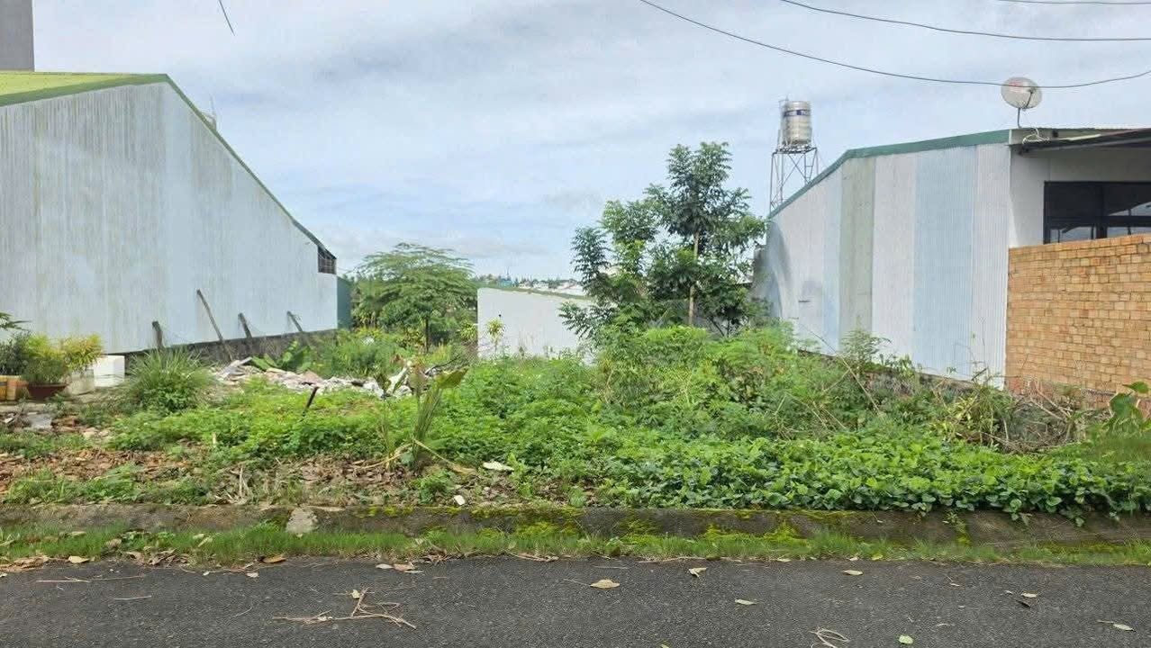 Đất Mặt tiền Lương Thế Vinh, Bảo Lộc 100m² giá 3.25 tỷ - Đầu tư sinh lời tốt!