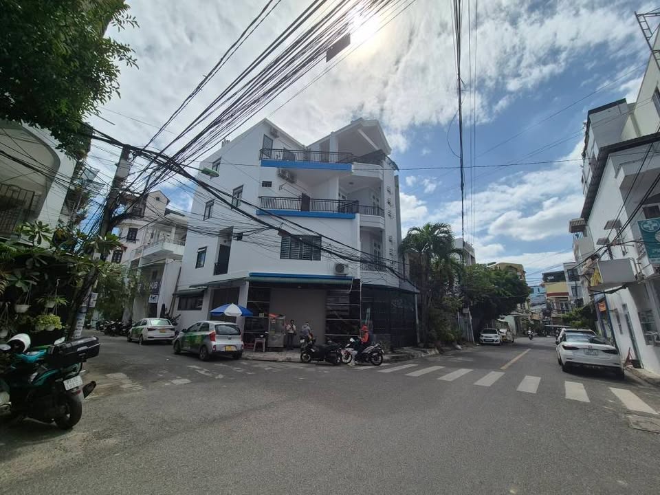 Nhà lô góc khu bàn cờ đường Ngô Đức Kế Nha Trang 37.5m² giá 8.8 tỷ - Kinh doanh đắc địa!