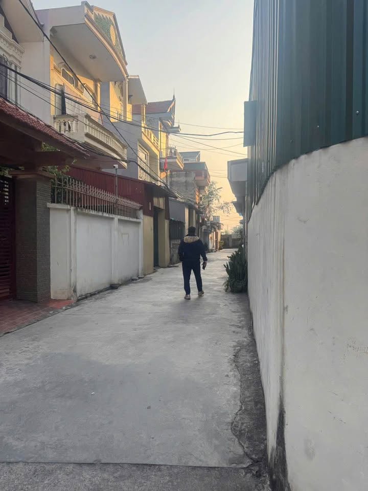 Đất nền khu vực ngõ 1075 Lê Thanh Nghị, Hải Dương 68m² giá 2,2 tỷ - Đầu tư sinh lời!