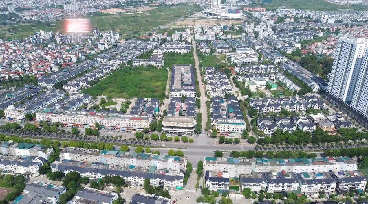 Kho hàng cho thuê Geleximco 200m² chỉ 12 triệu/tháng - Ký hợp đồng lâu dài!