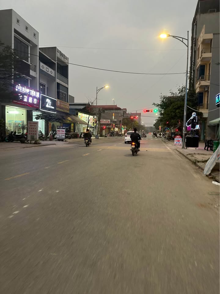 Nhà bán Phường Phượng Mao 90m² giá 4.1 tỷ - Đầu tư sinh lời ngay!