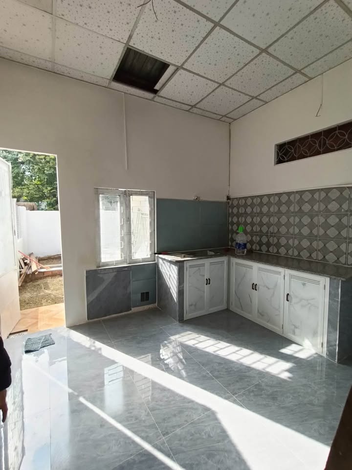 Nhà phố Kiệt Nguyễn Phước Nguyên 102m² giá 4.6 tỷ - Vị trí đẹp, tiện ích đầy đủ!