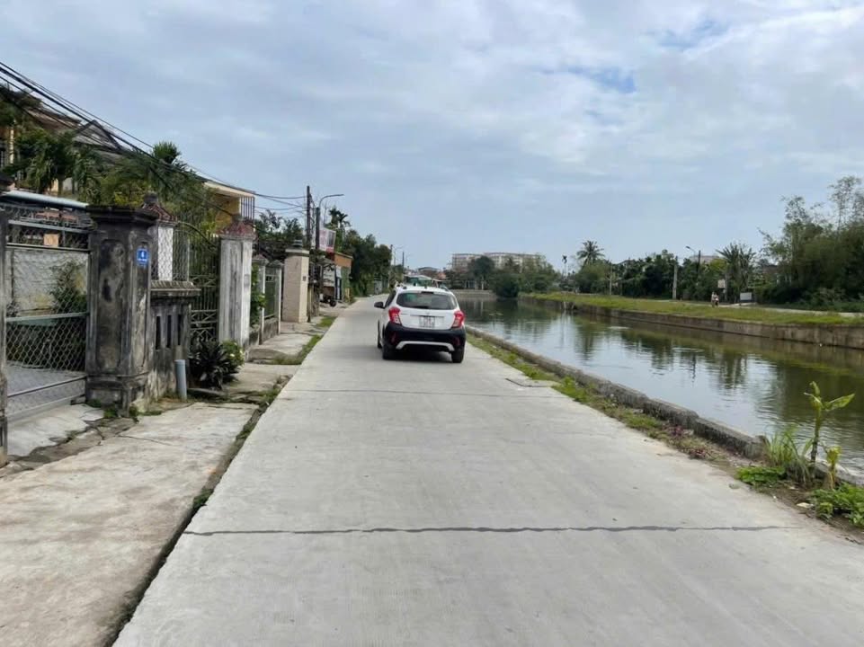 Đất kiệt Xóm 9 Ngọc Anh, Phú Thượng, 117m² giá 1.9 tỷ - Đầu tư sinh lời tốt!