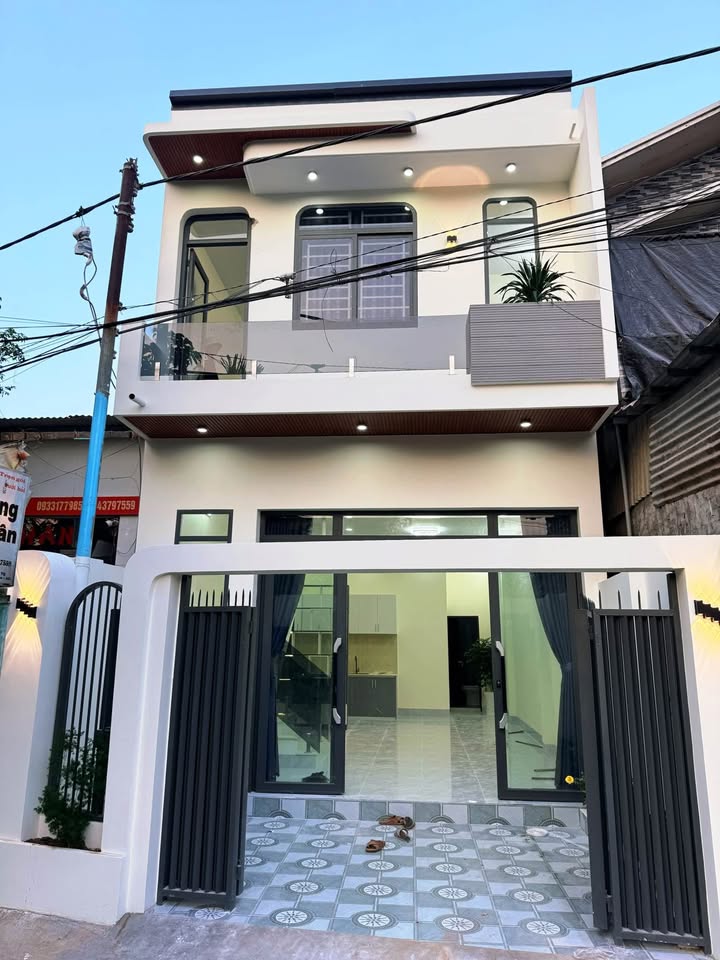 Nhà đẹp Phường Mỹ Quý, 138m² giá 2.35 tỷ - View sông thoáng mát!