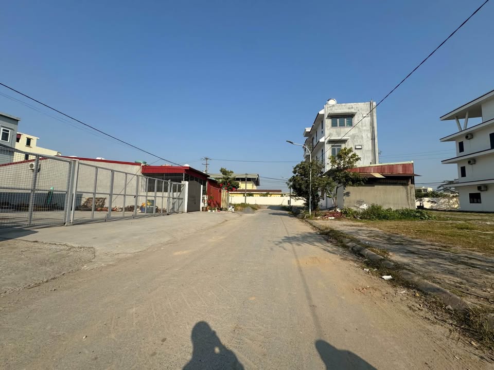 Chung cư Cách Hạ, An Dương 100m² giá 3.1 tỷ - Vị trí đẹp, không lỗi lầm!