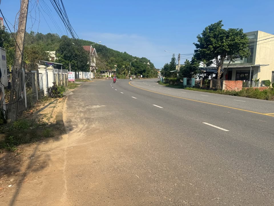 Nhà mặt tiền đường An Phú, Tp Tam Kỳ 100m² - Kinh doanh thuận lợi!