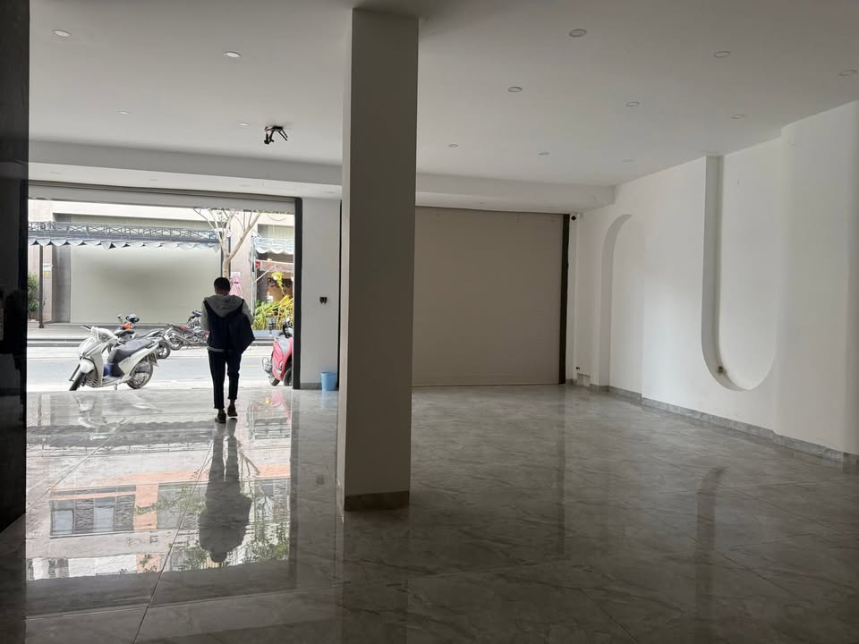 Biệt thự cho thuê VCN Phước Long A 700m² giá 40 triệu - Hạ giá trước Tết!