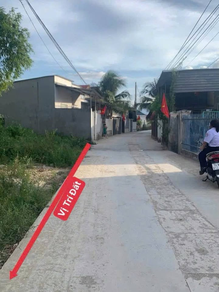 Đất nền Diên Điền, Diên Khánh 135m² giá 1.55 tỷ - Đường ô tô 7m, tiện ích đầy đủ!