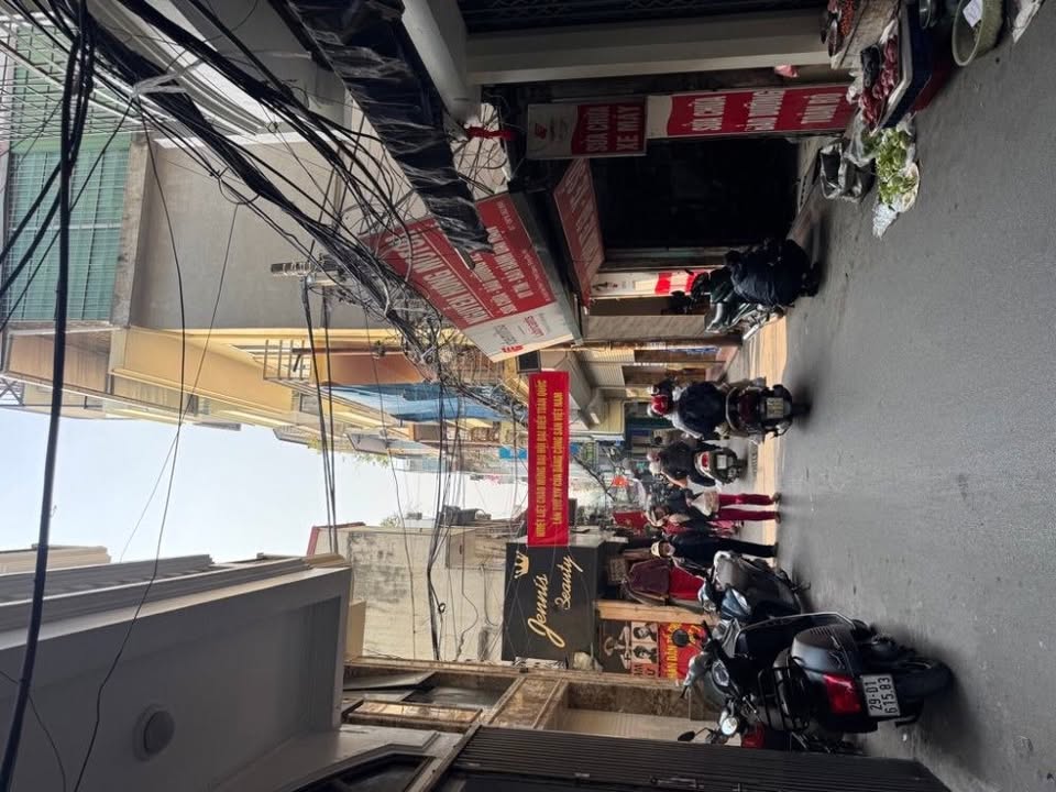 Nhà mặt ngõ Thái Thịnh 1, Đống Đa 35.8m² giá 16.5 tỷ - Kinh doanh sầm uất, ô tô vào tận nơi!