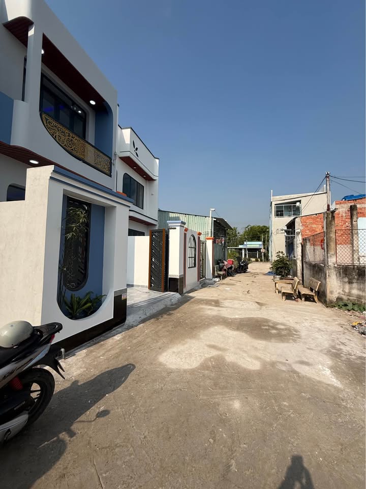 Nhà 1 Trệt 1 Lửng tại Lộc Hậu, Mỹ Lộc 100m² giá 2.25 tỷ - Hỗ trợ vay 70%!