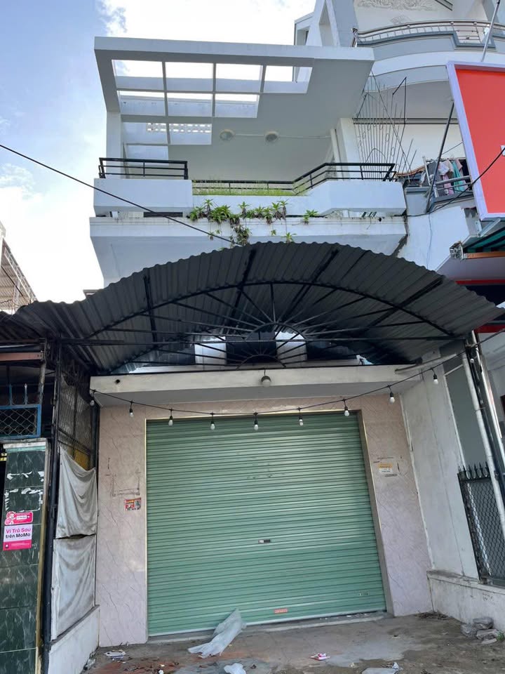 Nhà bán đường Lê Hồng Phong, Phường Phước Hải, Nha Trang 81m² giá 8.2 tỷ - Giảm giá cực sốc trước Tết!