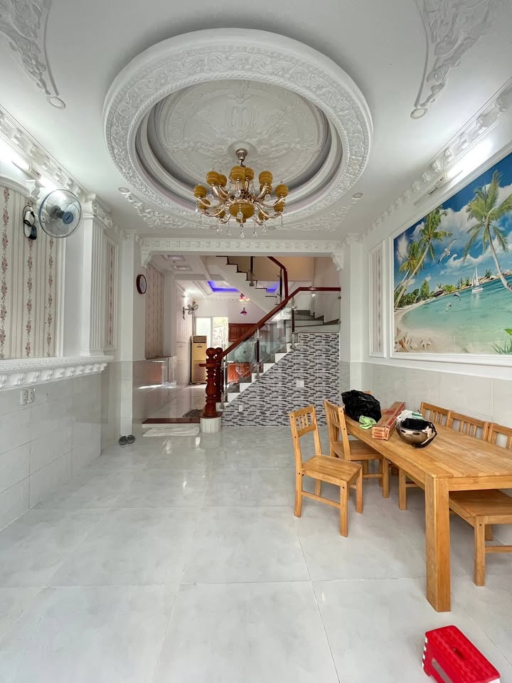 Nhà phố nguyên căn đường Hoàng Quốc Việt, Quận 7 - Diện tích 56m², cho thuê chỉ 17 triệu/tháng!