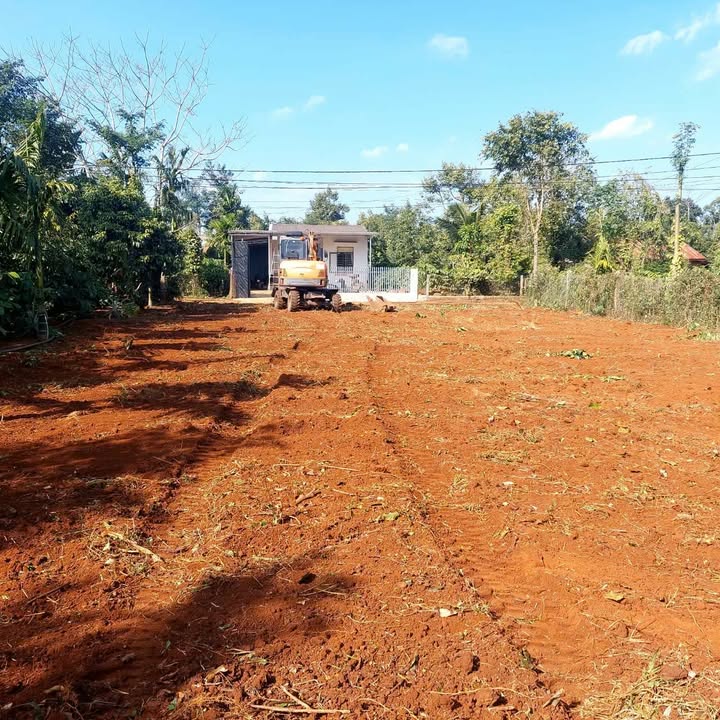 Đất nền liền kề buôn Kang, xã Ea KNuec, 60m² chỉ 500 triệu - Sổ hồng chính chủ!