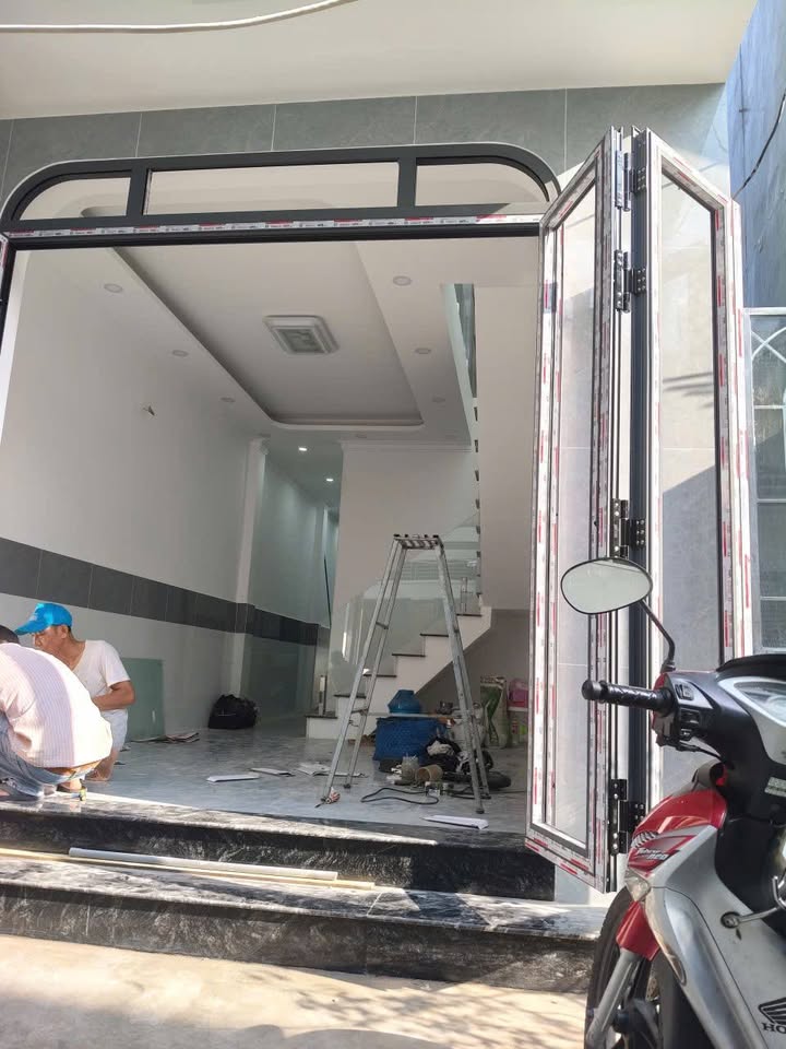 Nhà trệt lầu Hẻm ô tô Nguyễn Thị Minh Khai 74m² giá 1.79 tỷ - Thiết kế hiện đại, sẵn sàng ở ngay!