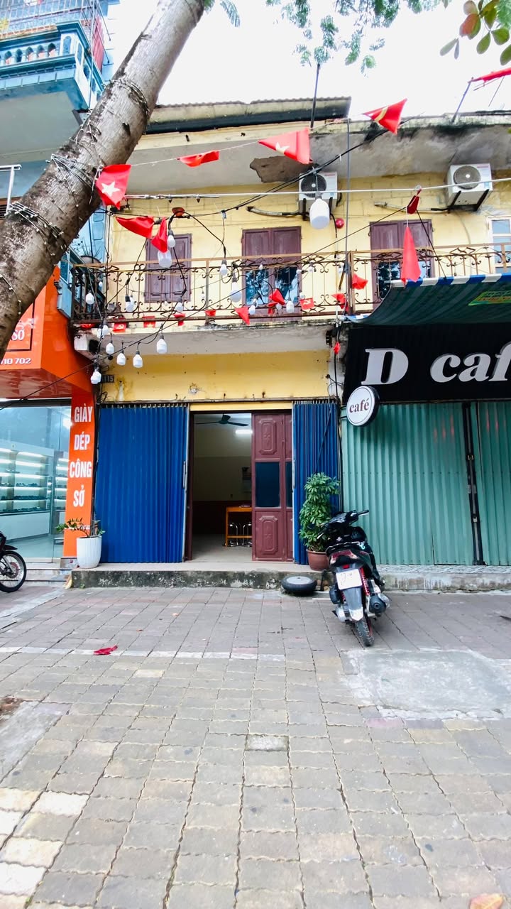 Nhà cho thuê mặt đường Hai Bà Trưng 40m² giá 2 triệu - Phù hợp kinh doanh và sinh sống!