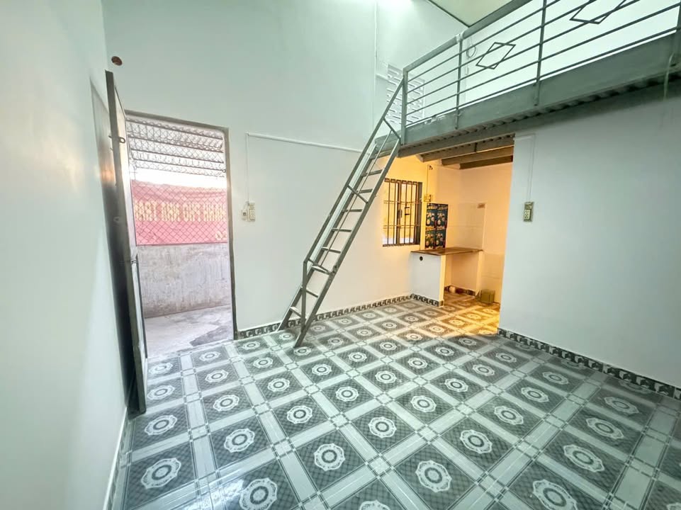 Phòng trọ tại Lư Cấm - Ngọc Hiệp 1 triệu/tháng - Gác lửng, thoáng mát!