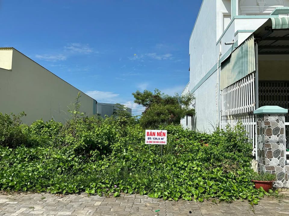 Đất nền Hà Tiên 134.4m² giá 1.8 tỷ - Cơ hội đầu tư hiếm có!