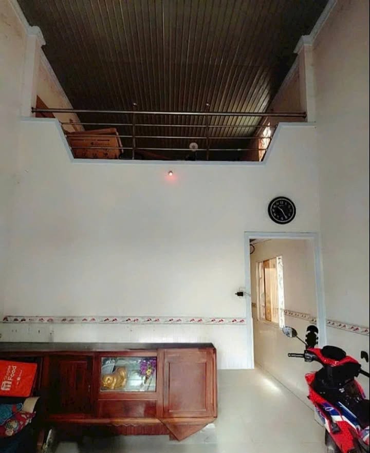 Nhà SHR 54, Ấp 4, Xã Tân Thạnh Đông 80m² giá 1.8 tỷ - Sẵn sàng vào ở ngay!