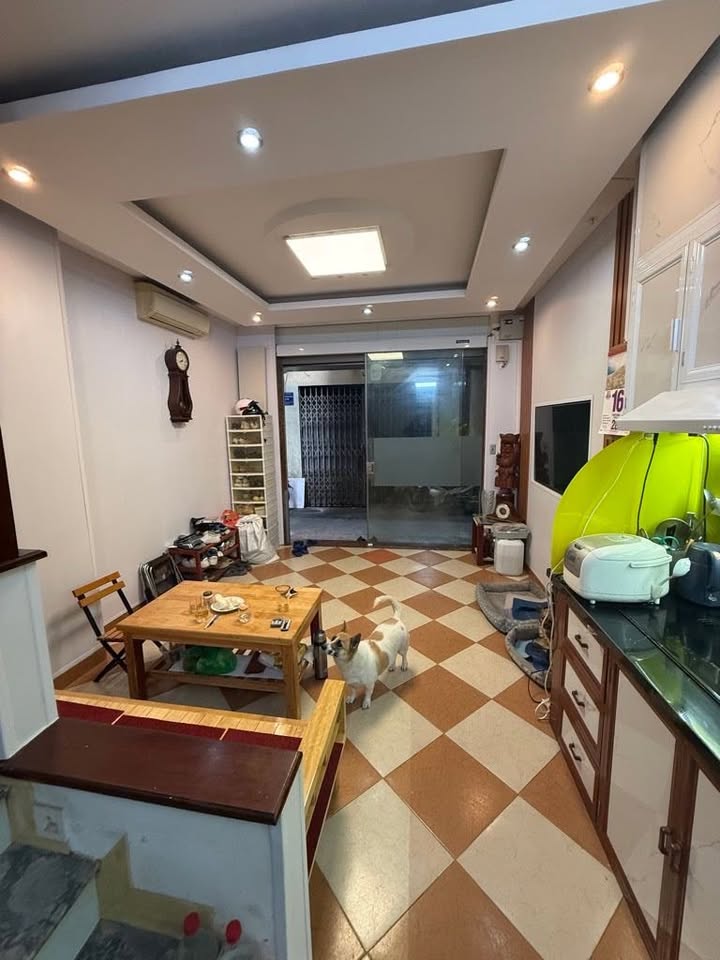 Nhà riêng Bạch Đằng 28m² giá 8.3 tỷ - Lô góc hai thoáng, sổ đẹp!