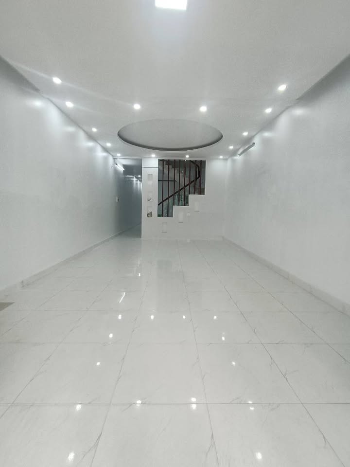 Nhà cho thuê 3 lầu Hưng Phú 2, Cái Răng, 320m² chỉ 10 triệu/tháng - Không thể bỏ lỡ!
