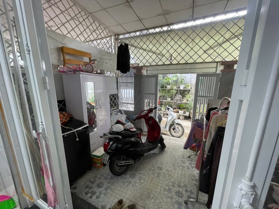 Nhà 64m² tại Kiệt 33 An Dương Vương, An Cựu - Giá 1.7 tỷ, Sổ hồng chính chủ!