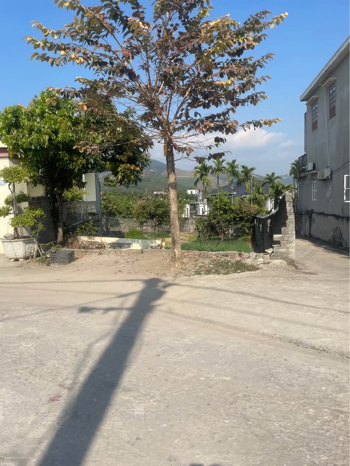 Đất 2 mặt tiền Vĩnh Thái, Đông Triều 282m² giá 1.x tỷ - Cơ hội đầu tư hấp dẫn!