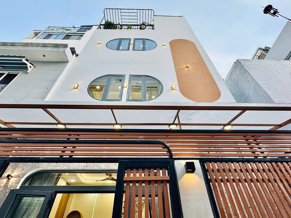 Nhà đẹp hẻm xe hơi Nơ Trang Long, Bình Thạnh 24m² giá 5.65 tỷ - Full nội thất sang trọng!