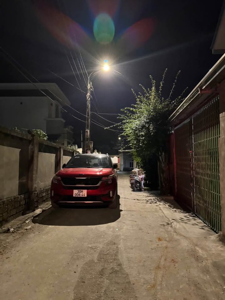 Đất thổ cư 400m² tại Sơn Tây chỉ 2 tỷ - Đầu tư sinh lời ngay!