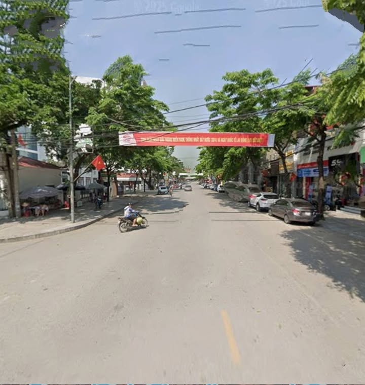 Nhà phố 3.5 tầng Trần Hưng Đạo, Ninh Bình 60m² giá chỉ 4 tỷ - Sẵn sàng ở ngay!