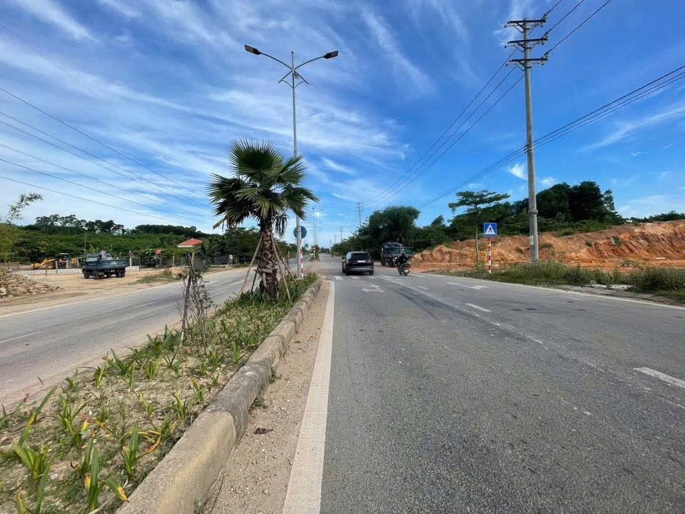 Đất 2 mặt tiền Trương Nữ Vương và Võ Duy Ninh 371m² giá 8.2 tỷ - Cơ hội đầu tư tuyệt vời!