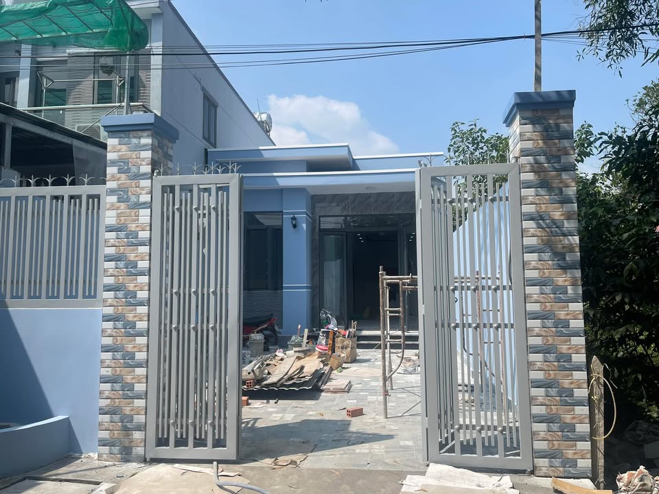 Nhà cấp 4 180m² tại Huyện Dầu Tiếng giá 4.4 tỷ - Sẵn sàng dọn vào ngay!