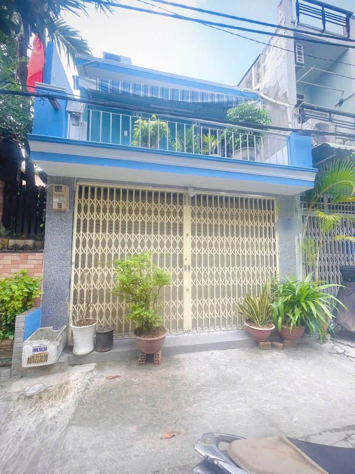 Nhà phố 31m² Bà Điểm Hóc Môn giá 1.65 tỷ - Sổ hồng riêng sang tên ngay!