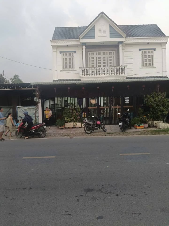 Nhà lầu mặt tiền Kim Cương, Củ Chi 144m² giá 3.8 tỷ - Kinh doanh sầm uất!