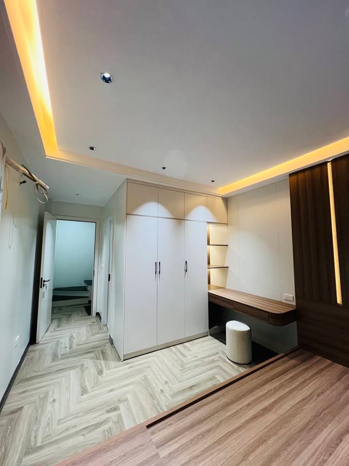 Đất phân lô Nghĩa Lộ 40m² giá 6 tỷ - Ô tô đậu cổng, an ninh tốt!