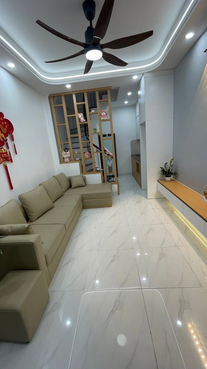 Nhà đẹp Đống Đa 160m² giá 8.9 tỷ - Sẵn sàng vào ở ngay!